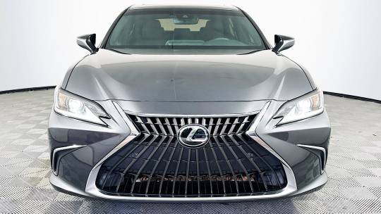 2022 Lexus ES
