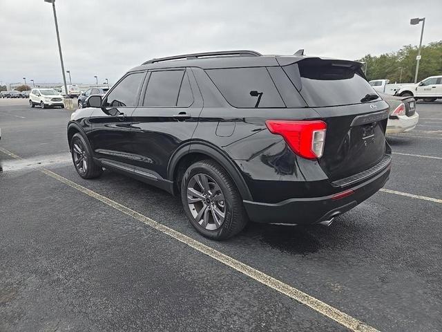 2022 ford explorer xlt
