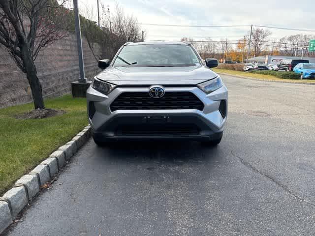 2021 toyota rav4 le