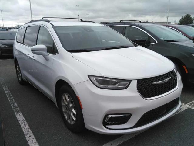 2022 chrysler pacifica touring l