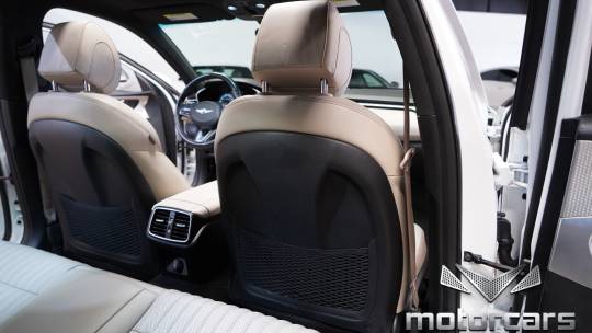 2023 Genesis G70