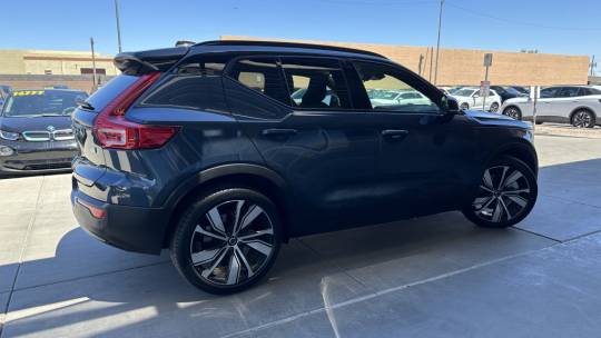 2022 Volvo XC40