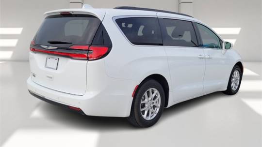 2022 chrysler pacifica touring l