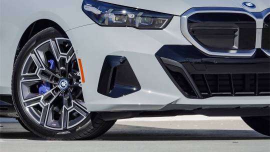 2024 BMW i5