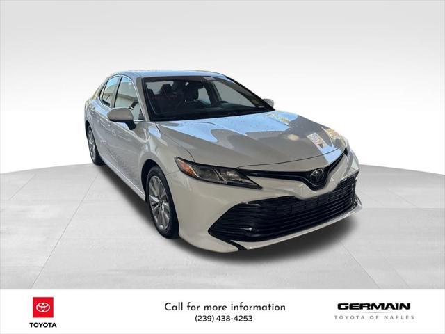 2020 toyota camry le