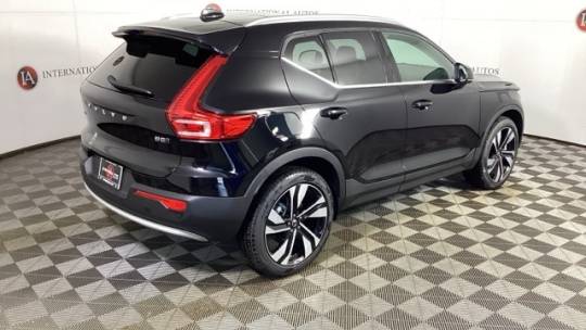 2024 Volvo XC40