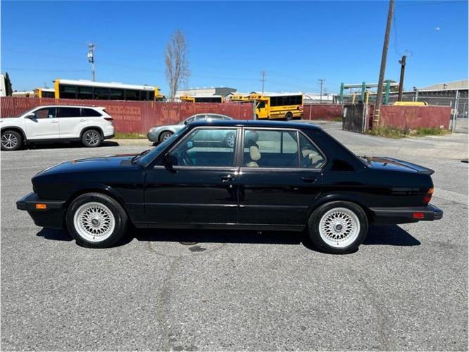 1988 bmw m5 in glendale, california