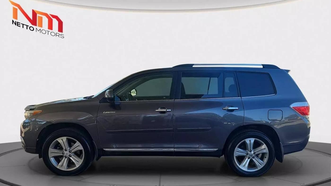 2013 toyota highlander limited