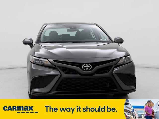 2023 toyota camry se night shade