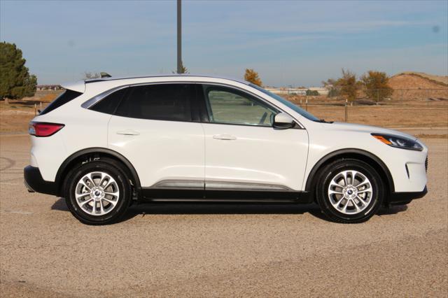 2021 ford escape se