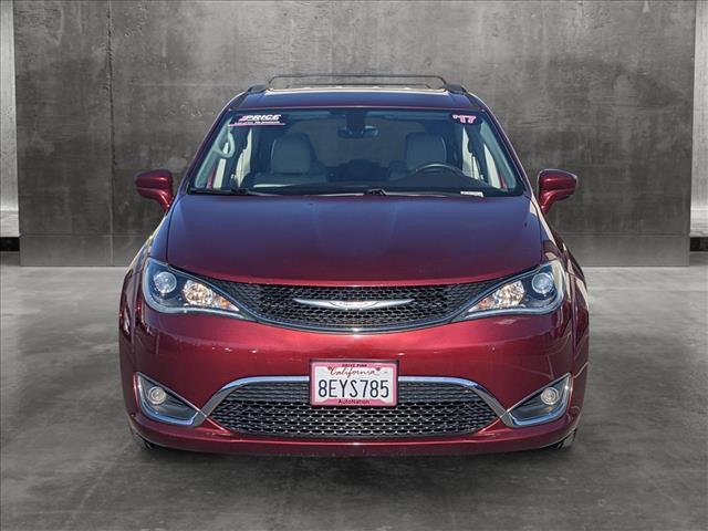 2017 chrysler pacifica touring-l