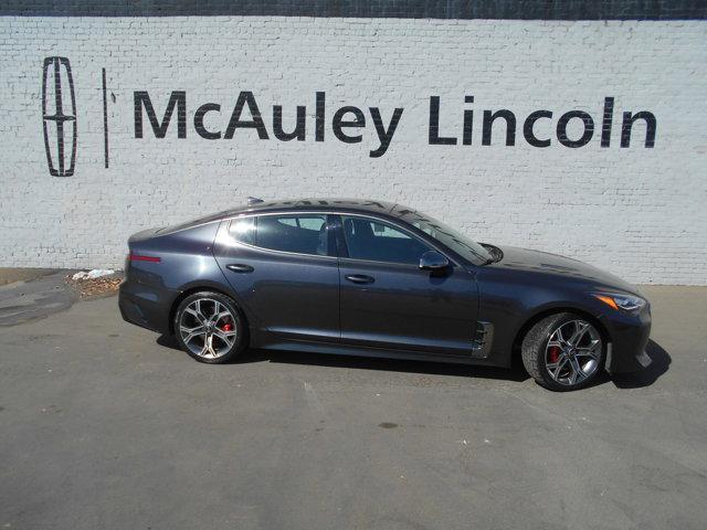 2019 kia stinger gt2