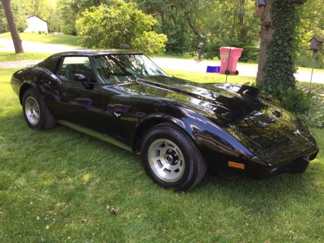 1977 corvette with 22,600 original miles