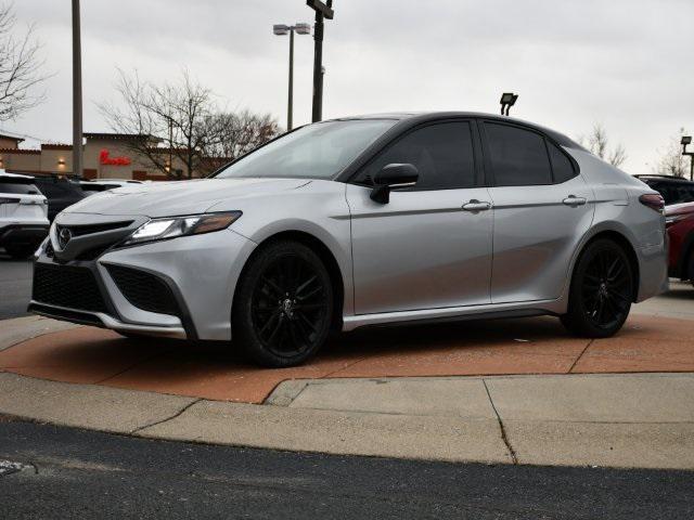 2021 toyota camry xse