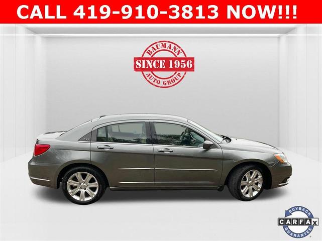 2012 chrysler 200 touring