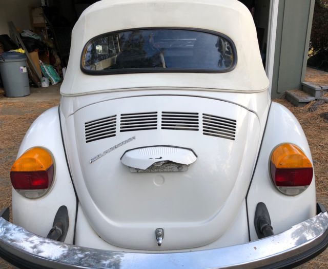 1978 vw karmann superbeetle convertible, white, grgd, 6-yo vinyl top,5 insidepix