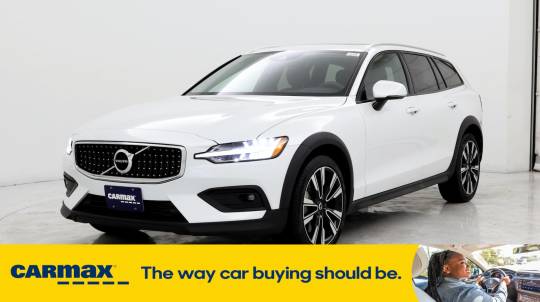2021 Volvo V60 Cross Country
