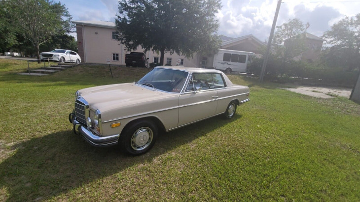 mercedes-benz 200-series