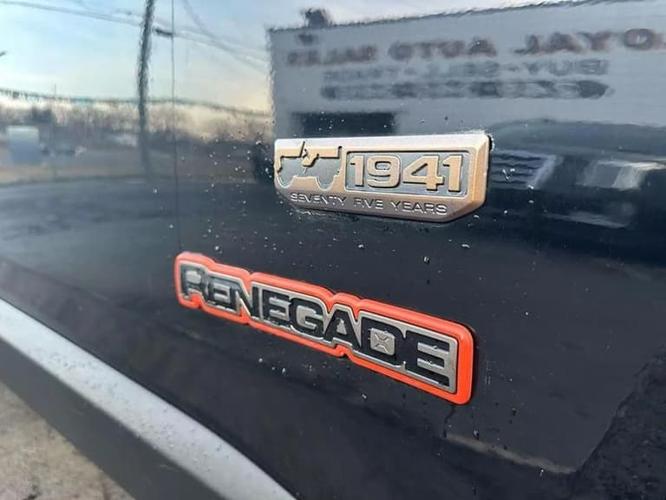 2016 jeep renegade latitude sport utility 4d in pontiac, michigan