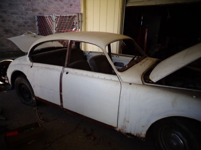 1961 jaguar mark ii sedan