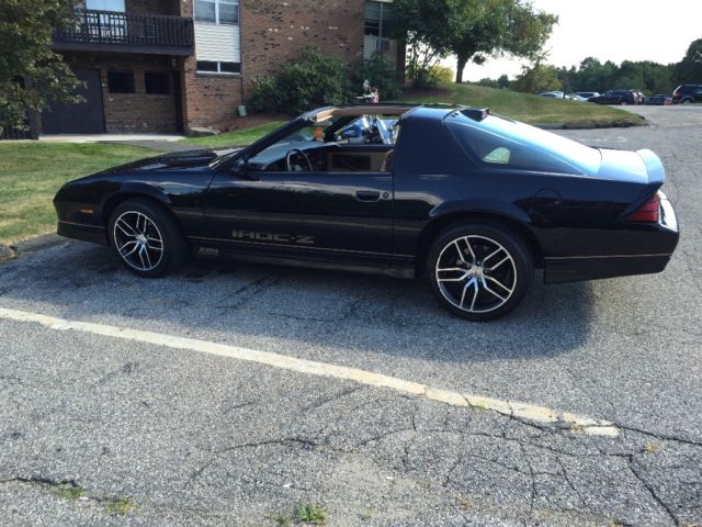 mint iroc-z camaro