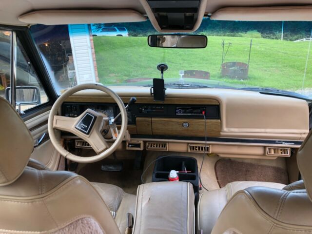 1989 jeep grand wagoneer limited