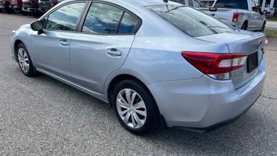 2022 subaru impreza base