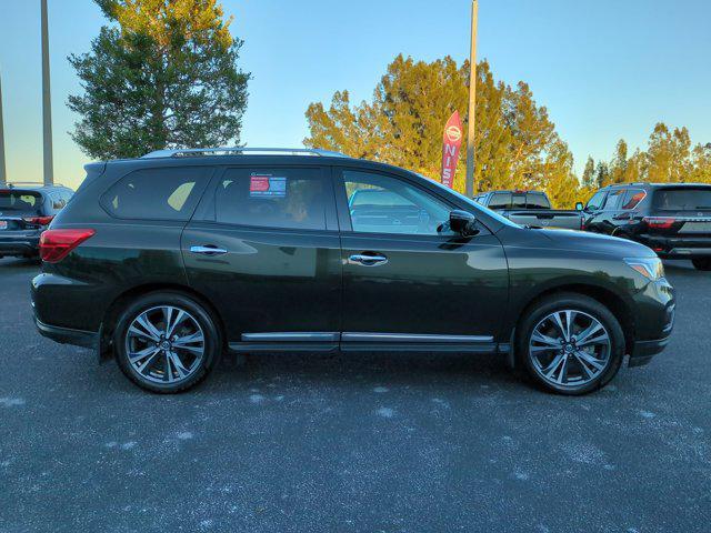 2017 nissan pathfinder platinum