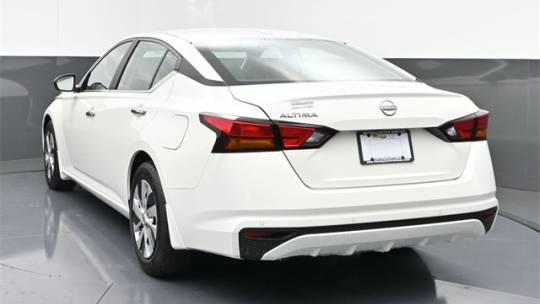 2025 Nissan Altima