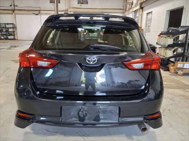 2018 toyota corolla im base