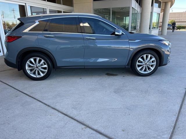 2022 infiniti qx50 essential