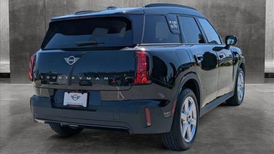 2025 Mini Countryman