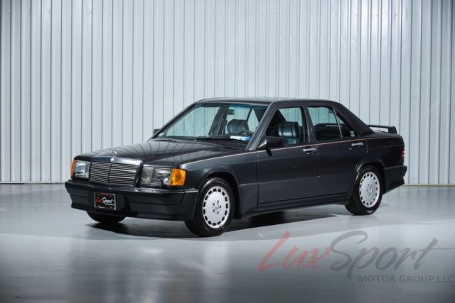 mercedes-benz 190 e 2.3-16v black/black only 52,000 miles 100% original pristine