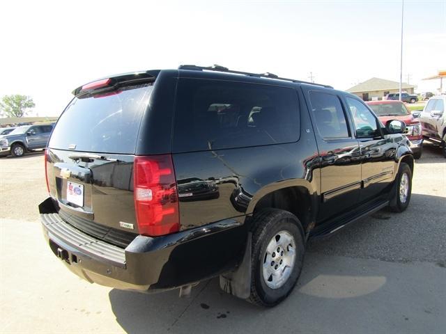 2011 chevrolet suburban 1500 lt