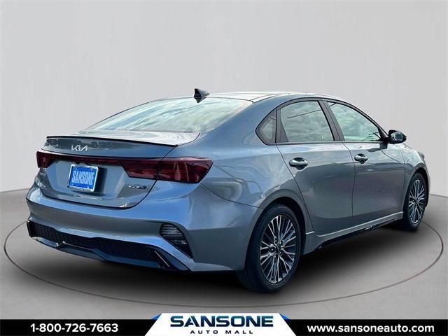 2022 kia forte gt-line