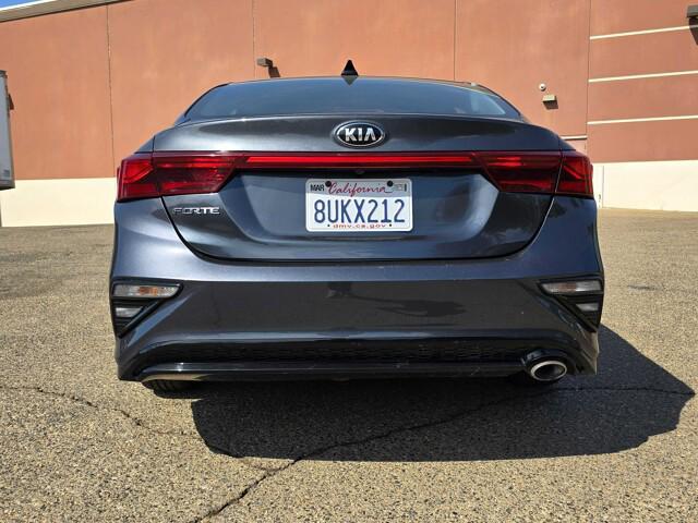 2021 kia forte lxs