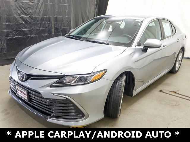 2021 toyota camry le