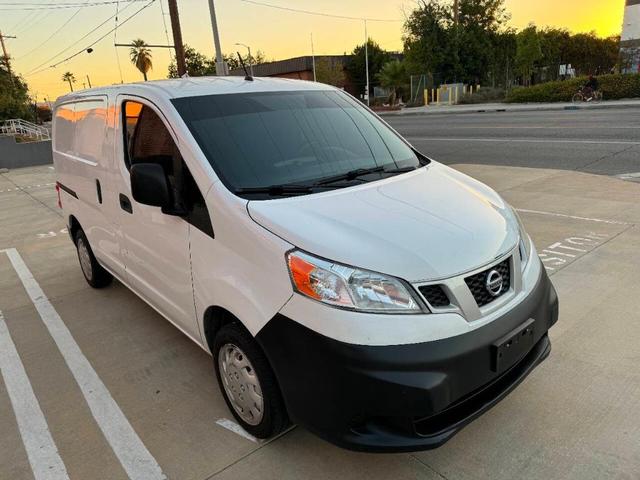 2015 nissan nv200 s