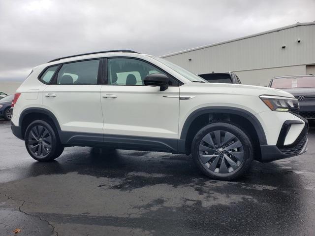 2022 volkswagen taos 1.5t se