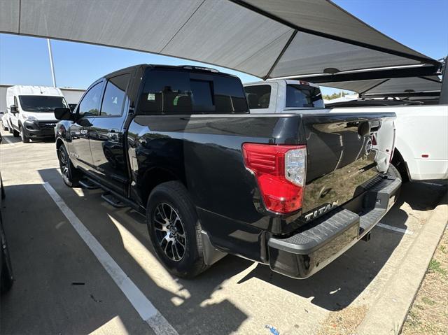 2021 nissan titan sv