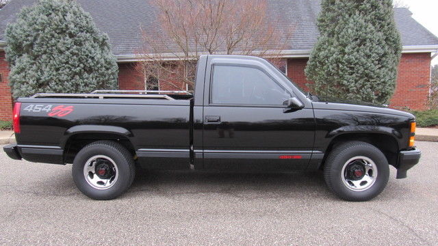 1990 chevy pickup 454 ss with 2,479 original miles