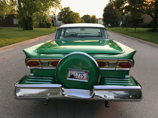 1958 ford fairlane 500 skyliner -retractable hardtop-american classic