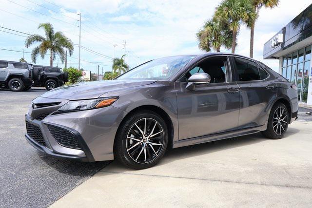 2024 toyota camry se