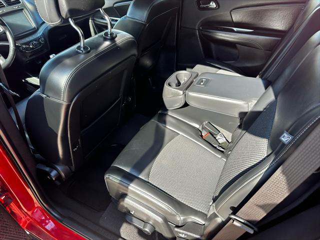 2019 dodge journey crossroad