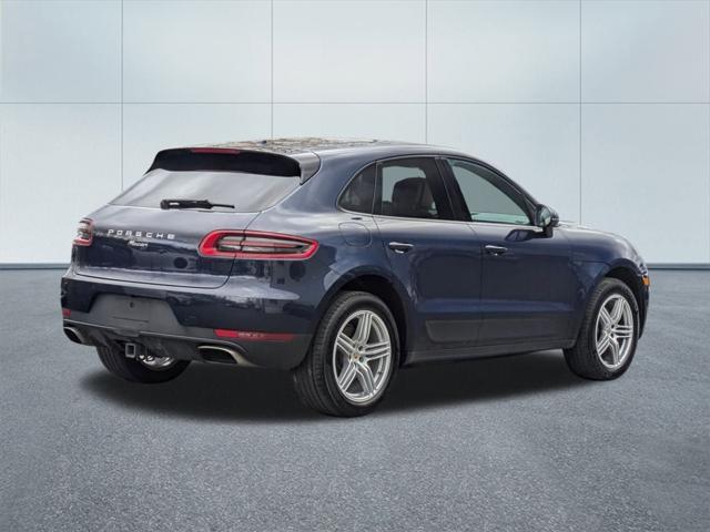 2017 porsche macan base