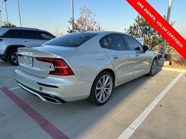2021 volvo s60 t5 momentum
