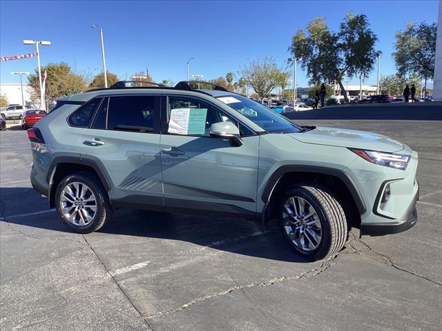2022 toyota rav4 xle
