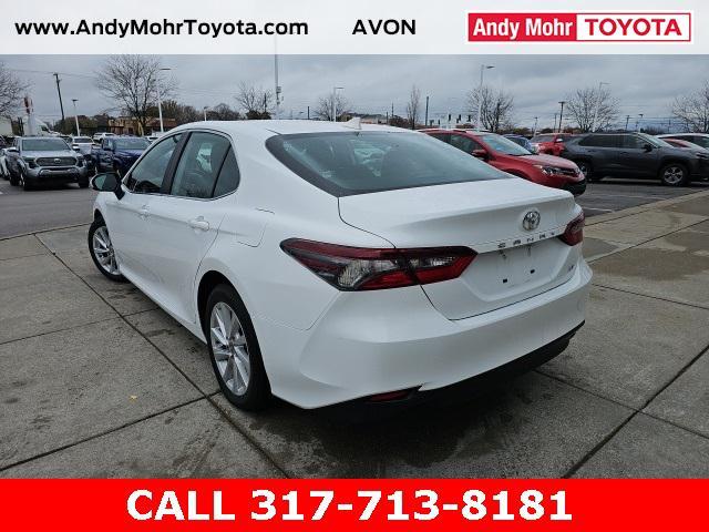 2024 toyota camry le