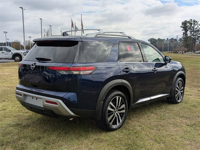 2024 nissan pathfinder platinum