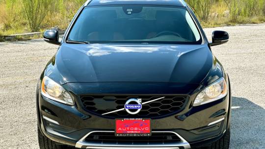 2018 Volvo V60 Cross Country
